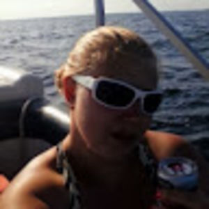 Meet your Posher, Kelly